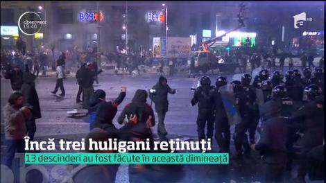 Încă trei huligani care au participat la violenţele din Piaţa Victoriei au fost reținuți
