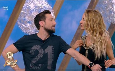 Uuuu! Auziți și voi dialog între Dani și Flavia: ”- Ești ca o fetiță care caută să se joace!” - ”Da, Dani, iar tu ești adultul de care am nevoie!”