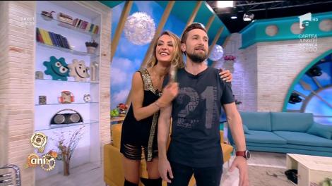 Ne-am topiiit de dragul lor! De Dragobete, Flavia a primit inima romanticului Dani: ”Am adunat razele de soare și le-am pus acolo, pentru tine!”