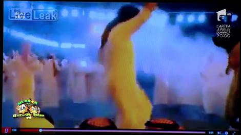 Știți vorba cântecului, ”aseară ţi-am luat basma”? Varianta arăbească stârnește o EXPLOZIE de râs