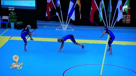 Smiley News: Campionele la sărit coarda