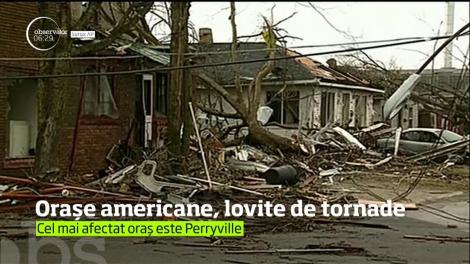 Orașe americane, lovite de tornade. Trei persoane şi-au pierdut viaţa şi cel puţin 60 de familii au rămas fără locuinţe