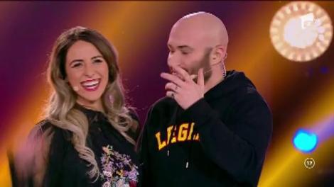 Iubita lui Bendeac, pe scena iUmor: "Mi-am dat seama de iubirea lui, din prima seară"