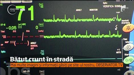 Un bărbat de 54 de ani a ajuns la spital după ce a fost bătut crunt de mai mulţi indivizi