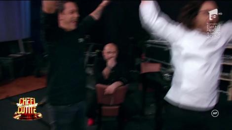 Karaoke în culisele emisiunii Chefi la cuțite "Am pus ceva în ouăle alea?"