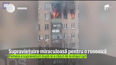 O rusoaică a supraviețuit, după ce a căzut în gol de la etajul opt