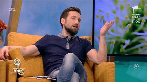 De 8 Martie, Dani are cea mai haioasă teorie: ”Femeia e ghiocelul, iar tu îl pupi și te închini la el! Nu luați  CRATIȚE!!!”