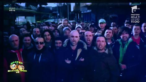 Smiley news: ”Ti amo”, din vocile unite ale câtorva zeci de bărbați! Au cântat pentru femeile din toată lumea, de 8 Martie