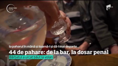 Există o tradiţie pe care bărbaţii nu vor să o ignore. Cea care trebuia bifată astăzi: 44 de pahare. Numai că cel puţin unul dintre ei a şi plătit-o scump