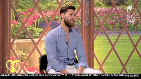 De la ”Insula iubirii”, direct la matrimoniale! Moment incendiar la "2k1": Robert Popescu şi-a arătat pătrăţelele