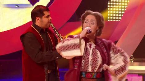 În Cuba ca la Vaslui! Biu cântă și joacă molodvenește mai ceva ca Matilda Pascal Cojocărița în zilele ei bune!