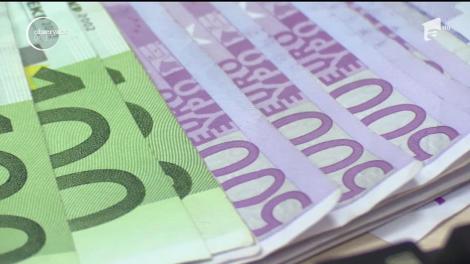 Euro a atins un maxim istoric al ultimilor 4 ani - 4 lei şi 56 de bani