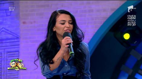 Este brunetă, senzuală și știe să "lovească" unde trebuie. Francisca, fostă concurentă la X Factor și divă la galele Superkombat, se bate "cu pumnii în piept" că noul ei single va fi hit