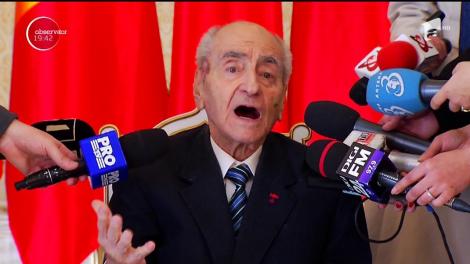 Mircea Ionescu Quintus, decorat de şeful statului la vârsta de 100 de ani