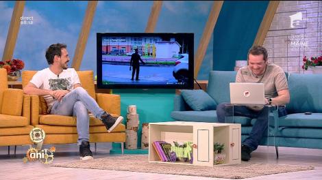 Gelozia, bat-o vina! O tânără din Rusia s-a răzbunat pe maşina greşită și a rupt-o la fugă: "Concentrați-vă, fetelor, puțin!"