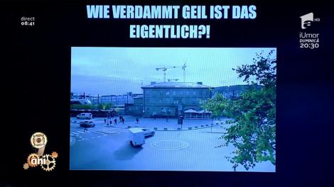 Smiley News: Drifturi de senzație, în sensul giratoriu! Un autoturism merge cu spatele, tras de o remorcuță. S-a întors lumea cu "fața în spate"?