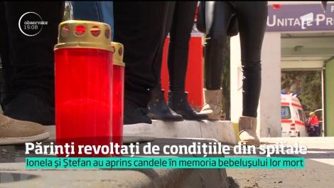 Părinţii bebeluşului mort în Spitatul de Pediatrie din Piteşti au protestat în faţa unităţii medicale