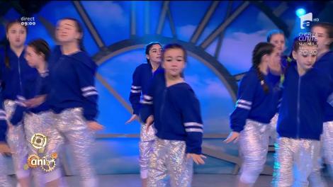 Trupa ”Pasitos”, dans și voie bună