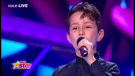 Da, da, daaa, Golden Star-ul îl trimite direct în finală! Mihai a făcut super trupă cu mama și sora lui, într-un moment special, inspirat de familia lui Michael Jackson
