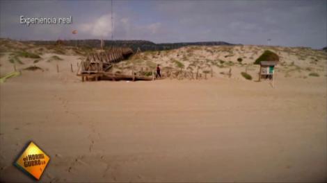 VIDEO EMOȚIONANT PÂNĂ LA LACRIMI! Două bunicuțe văd, pentru prima oară în viață, marea! ”Doamne, unde se termină apa asta?”