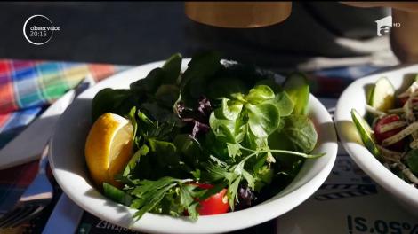 Faimosul kebab face ravagii printre vedete! Deşi e la dietă, Anda Adam are o slăbiciune pentru mâncarea turcească