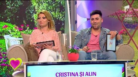 Hmmm... Ce întrebare indiscretă! Mirela Vaida nu a mai rezistat şi l-a întrebat direct pe Robert: "Cât îţi ia să convingi o femeie să îţi aterizeze în pat?"