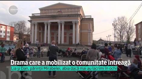 Moartea micuţei Mirabela a mişcat o întreagă comunitate din Hunedoara