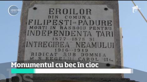 Un monument istoric, transformat în stâlp de iluminat stradal