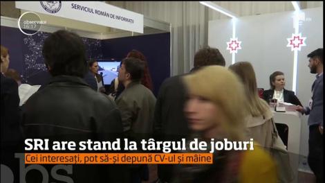 SRI, luat cu asalt la târgul de locuri de muncă de la Sala Palatului