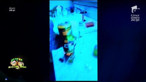 Smiley News: Mașina de popcorn din cutii de bere!