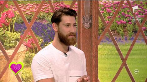 Amna, „chinuită” de soţ: cerută în căsătorie în ultima zi de vacanţă, cu un inel ascuns într-o şosetă