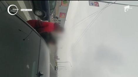 Tânărul care şi-a bătut soţia în plină stradă, la Târgu Jiu, va fi cercetat în libertate