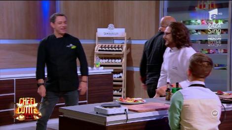 Stresul atinge cote maxime, dar un banc spus la momentul potrivit destinde atmosfera "Ai văzut 10 lei boțiți?"