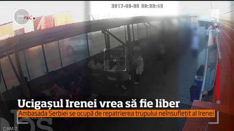 Tânărul care a intrat cu maşina în colegii săi care luau masa vrea să fie liber