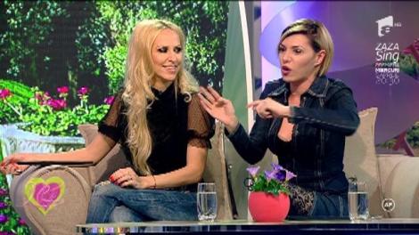 Concerte cu onorarii de mii de euro!: ”Se arunca cu teancuri de bani și s-au strâns banii de pe scenă cu sacii!”