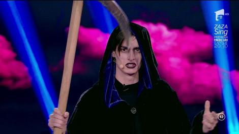 Moartea cu coasa, pe scena „iUmor”!: „Am venit la înmormântarea Deliei, uite și florile...”