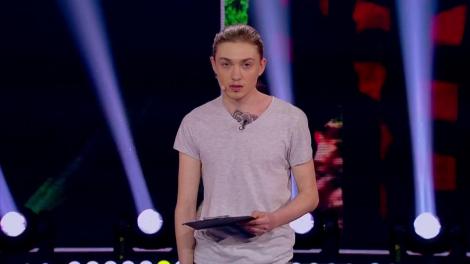 S-a tuns chel ca să arate mai brutal. Recția celor din jur, de neimaginat!