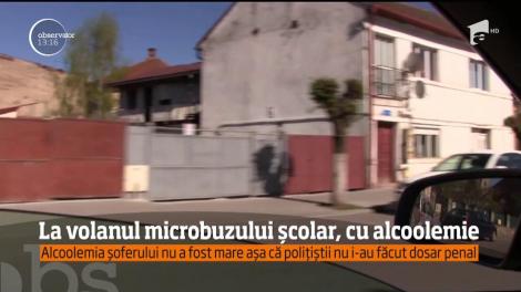 În drumul spre şcoală, siguranţa a 14 copii a fost pusă în pericol chiar de şoferul unui microbuz şcolar
