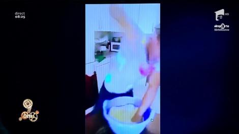 Cum dai knockout cozonacului, în cel mai tare stil posibil! Tânărul acesta face spectacol cu...pumnul!