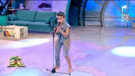 Puștiul acesta e senzație! Sigur te vei îndrăgosti de el! Denis a făcut show la „Neatza cu Răzvan și Dani”!