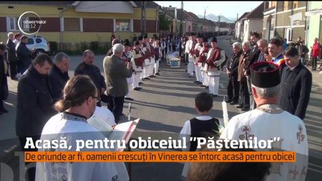 În Săptămâna Mare, tradiţiile sunt sfinte! Într-un sat din judeţul Alba, oamenii se pregătesc de Înviere printr-un obicei unic. Cel al "Păştenilor"