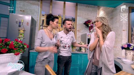 Versuri speciale... Florin Ristei cântă piesa "2000 de ani" a trupei Pasărea Colibri: "Mi se pare cea mai frumoasă melodie"