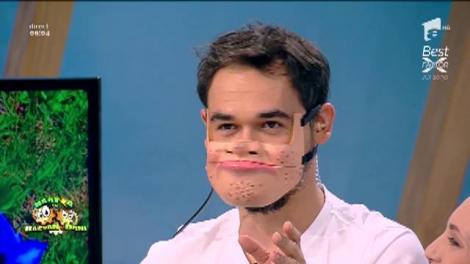 Moment de zile mari! Ventrilocul Dani Oțil manipulează păpușa Răzvan Simion: "Mă simt excelent, toată viața am visat să fac asta"