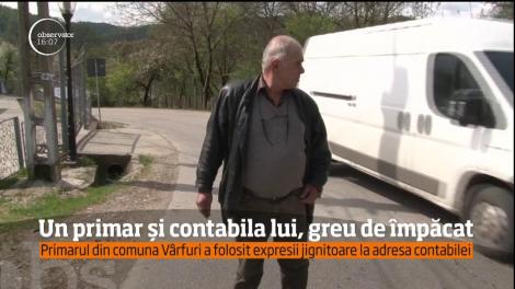 Primarul unei comune din judeţul Dâmboviţa este acuzat de contabila instituţiei că este incapil să le vorbească subordonaţilor fără să lanseze şi o mulțime de injuri
