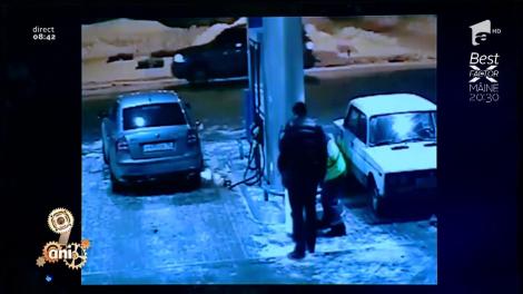 Smiley News: Dorel din benzibărie. Toată mașinile au rămas albe în urma lui!