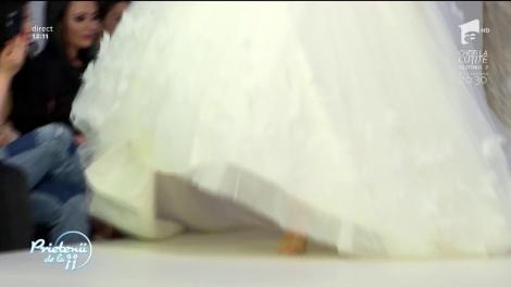 Diana Munteanu a îmbrăcat din nou rochia de mireasă: "Cine știe, poate acum... Am mari emoții"