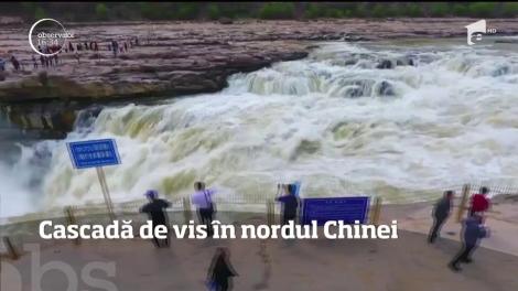 Cascadă de vis în nordul Chinei