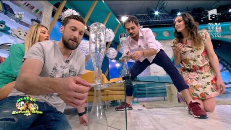 Răzvan si Dani, vânătorii de mituri! Flavia Mihăşan sare în ajutorul lui Dani Oţil: "Vrei să ţi-o trag eu?