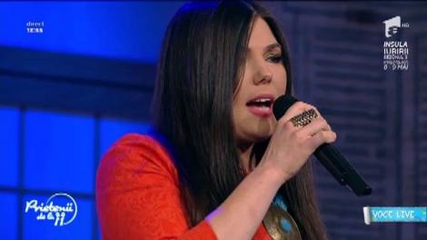 "Ce să faci? E weekend". Paula Seling a adus starea de bine în platou și i-a pregătit pe "Prietenii de la 11" pentru minivacanță. Noua ei piesă sună bine de tot!