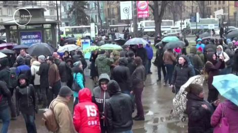 Sute de ruşi au manifestat împotriva preşedintelui Vladimir Putin